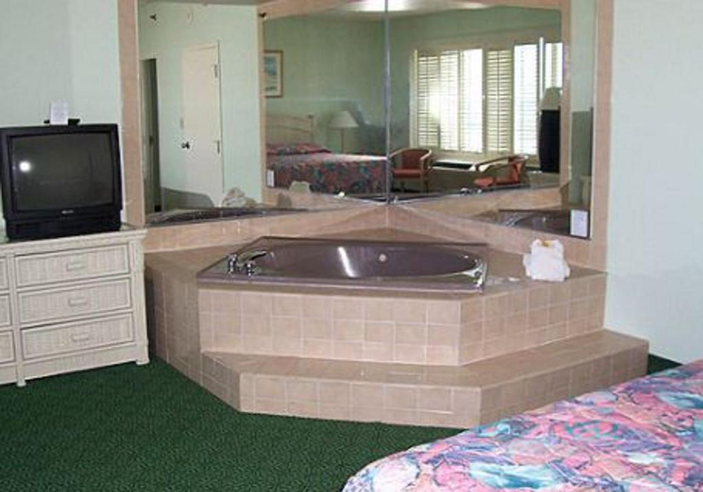 Baymont By Wyndham Virginia Beach Oceanfront الغرفة الصورة