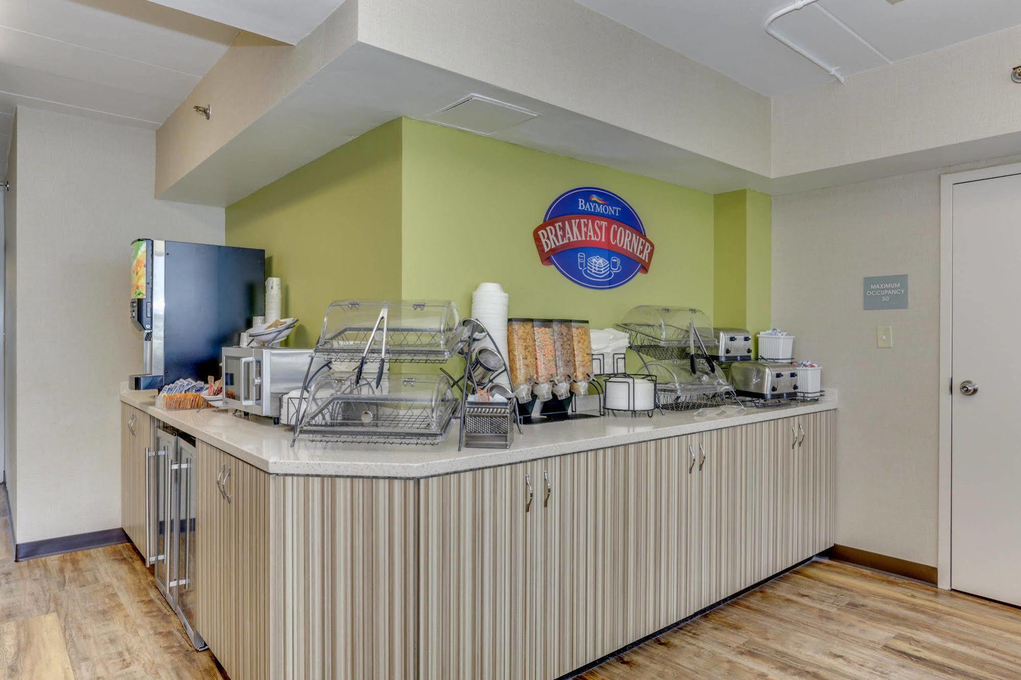 Baymont By Wyndham Virginia Beach Oceanfront المظهر الخارجي الصورة